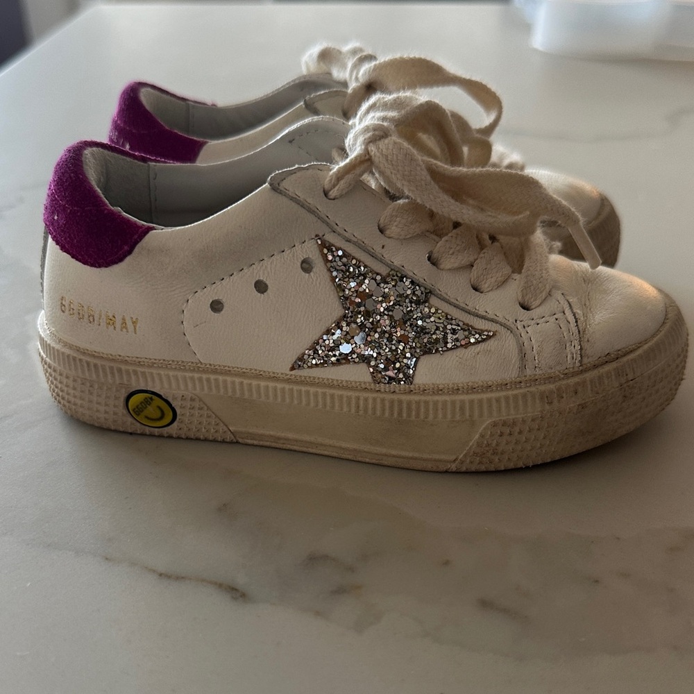Golden Goose Toddler size 7 (EU 23) White and Pink Star Sneakers